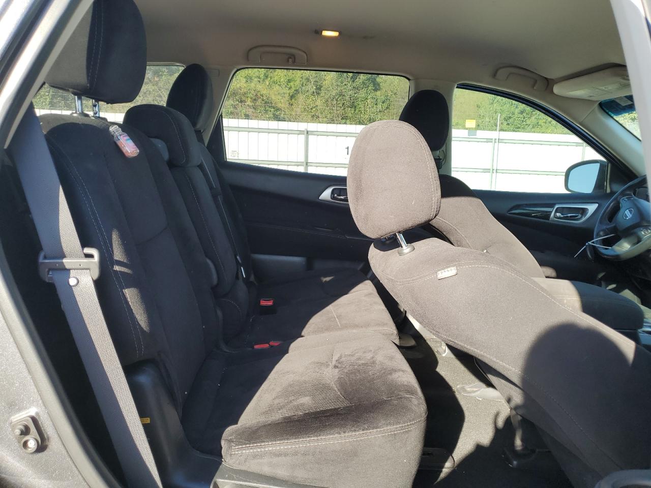 2014 Nissan Pathfinder S VIN: 5N1AR2MM8EC735507 Lot: 82223485