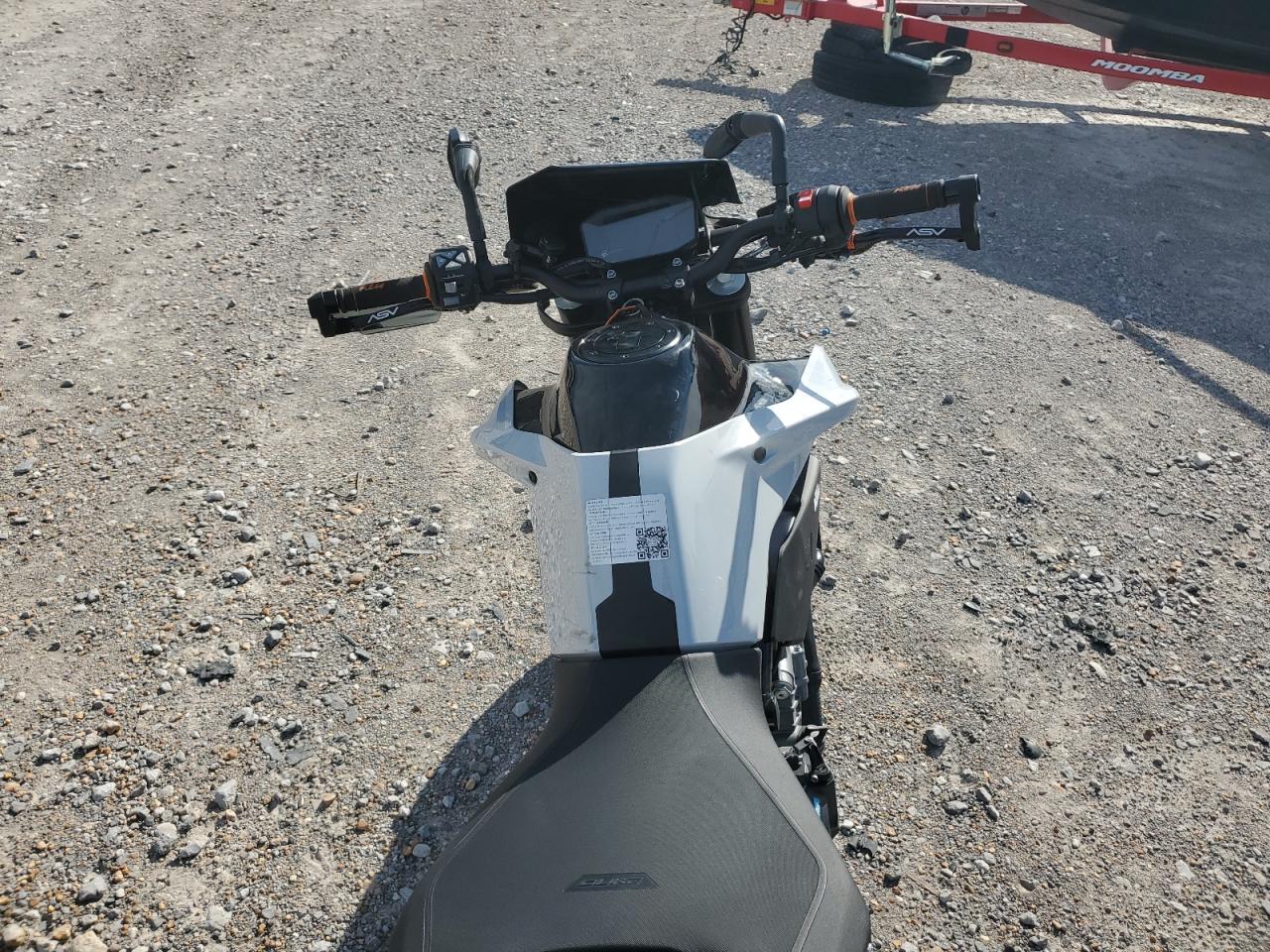 2024 Ktm 790 Duke VIN: LCETU7406RH706702 Lot: 89649815