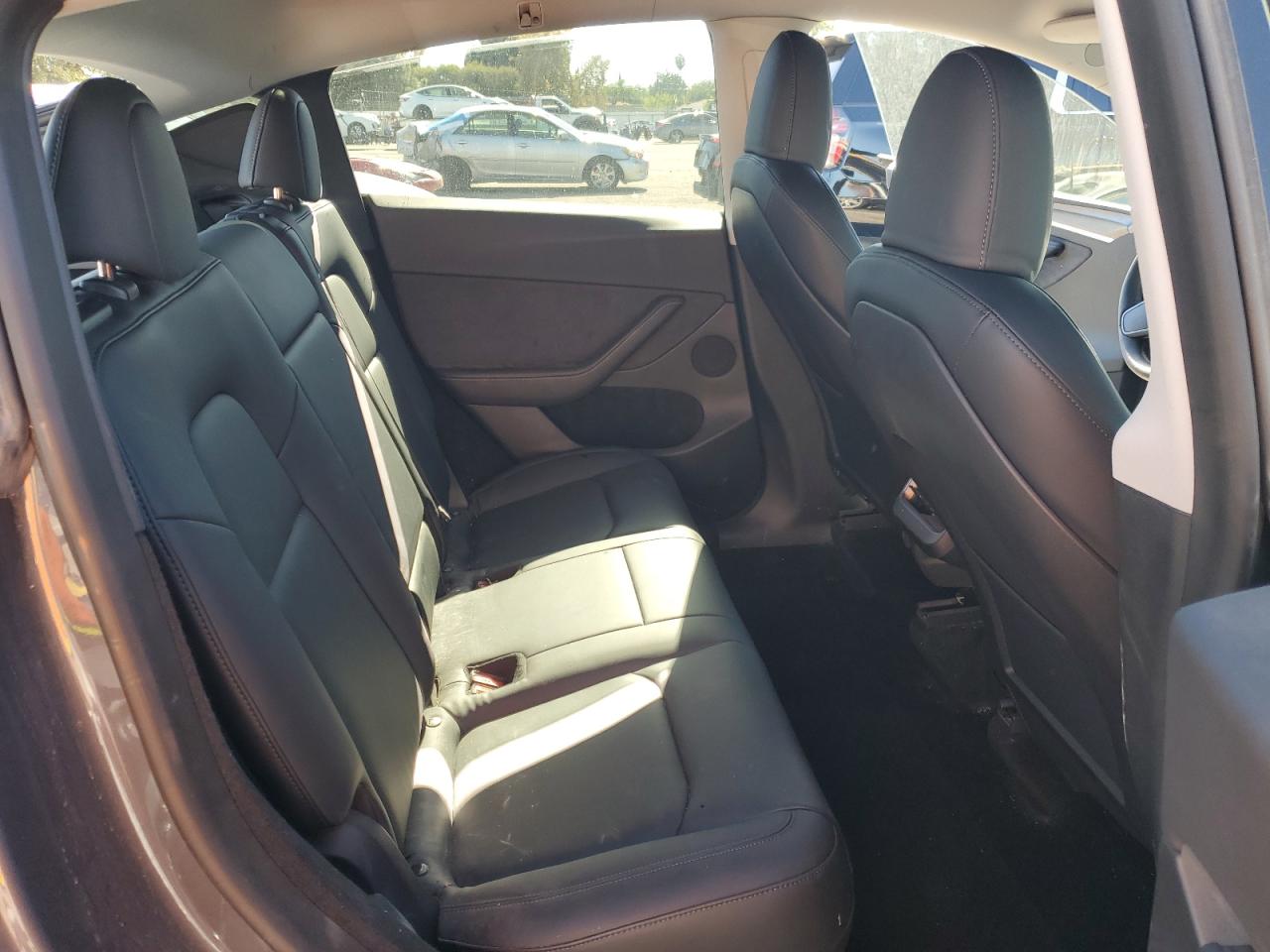 2023 Tesla Model Y VIN: 7SAYGDEE9PA085054 Lot: 90230175