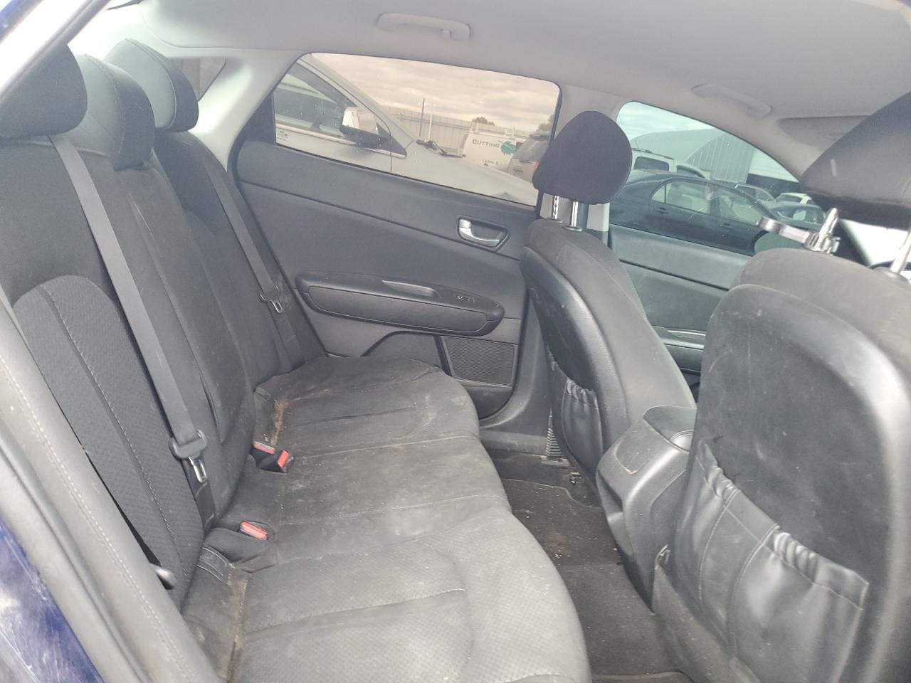 2017 Kia Optima Lx VIN: 5XXGT4L37HG174824 Lot: 82350525