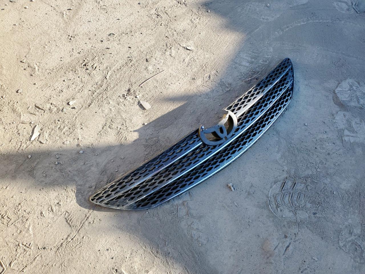 2004 Toyota Camry Le VIN: 4T1BE32K74U923371 Lot: 82349615