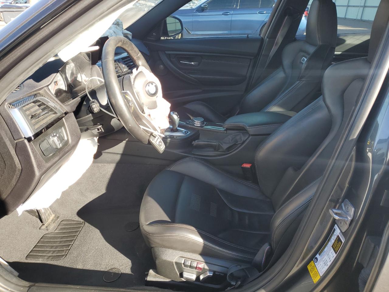 Фото: WBS8M9C53H5G84684