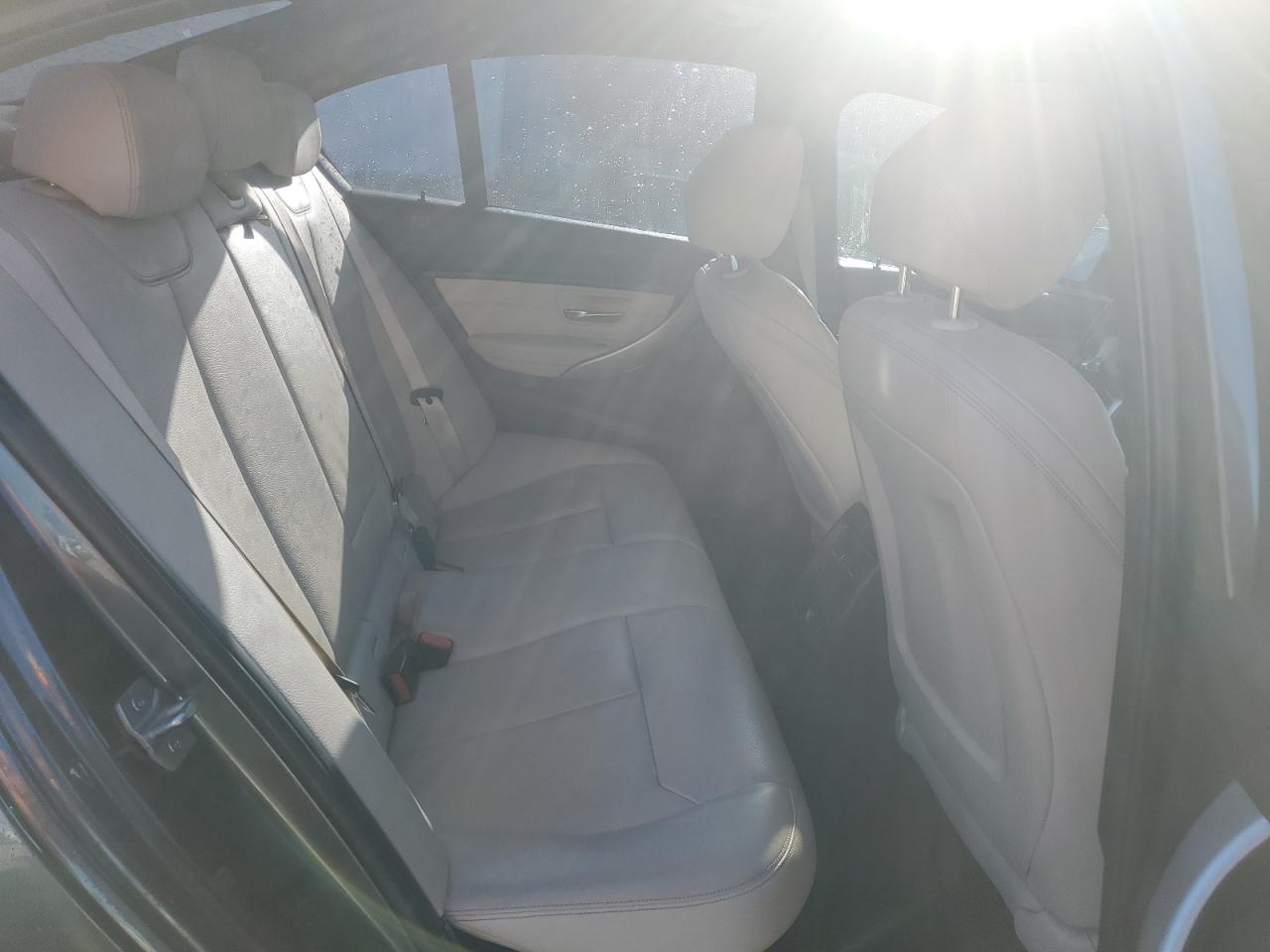 2017 BMW 320 I VIN: WBA8A9C56HK620506 Lot: 86159585