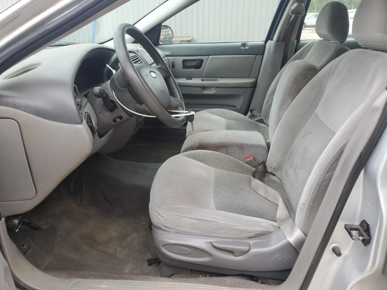 2005 Ford Taurus Se VIN: 1FAFP53235A156671 Lot: 90821345