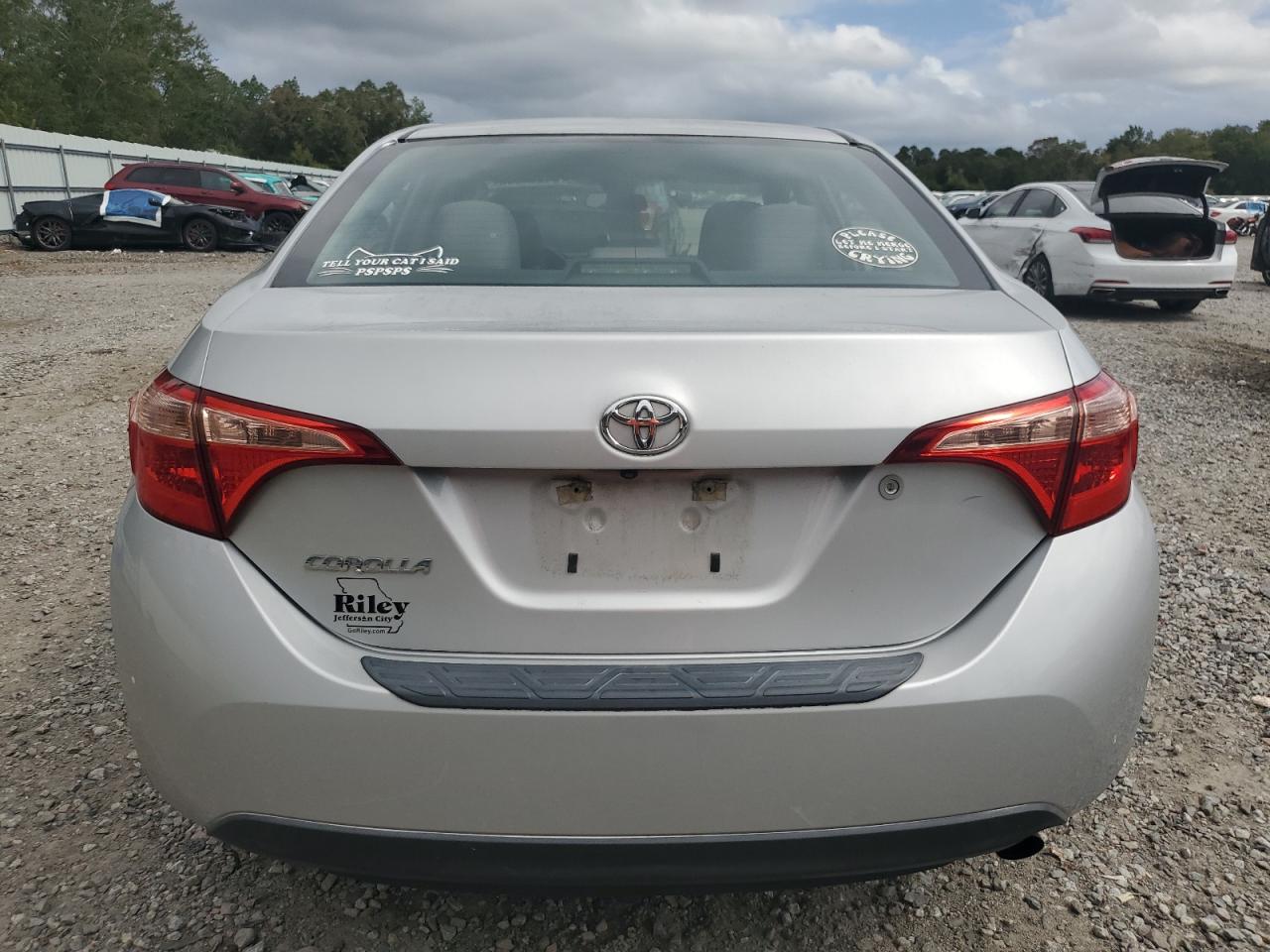2017 Toyota Corolla L VIN: 5YFBURHEXHP701079 Lot: 84966805