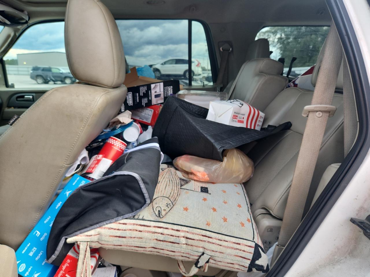 2013 Ford Expedition Limited VIN: 1FMJU2A54DEF59411 Lot: 84605155