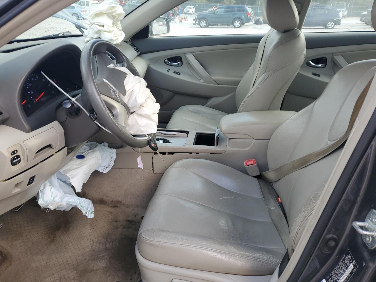 2010 Toyota Camry Base VIN: 4T1BF3EK2AU054957 Lot: 85779935