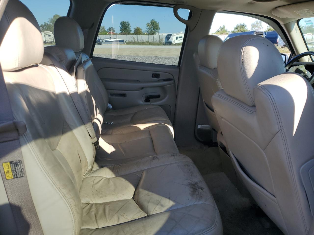 2004 GMC Yukon VIN: 1GKEK13T04R114727 Lot: 82332925