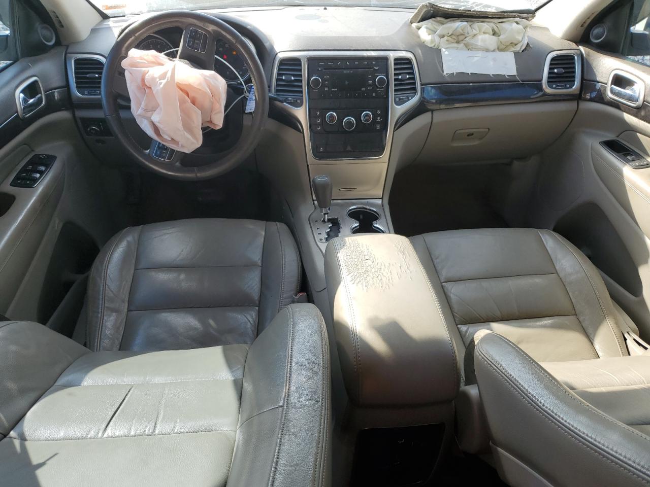 2011 Jeep Grand Cherokee Laredo VIN: 1J4RR4GG3BC546326 Lot: 84803395