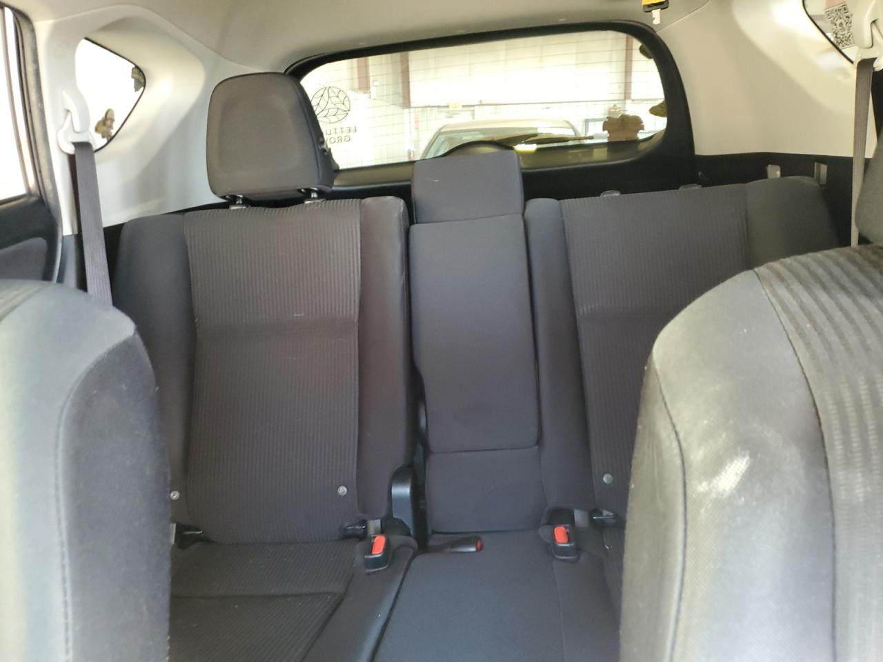 2017 Toyota Rav4 Le VIN: JTMBFREV6HJ162785 Lot: 84952475