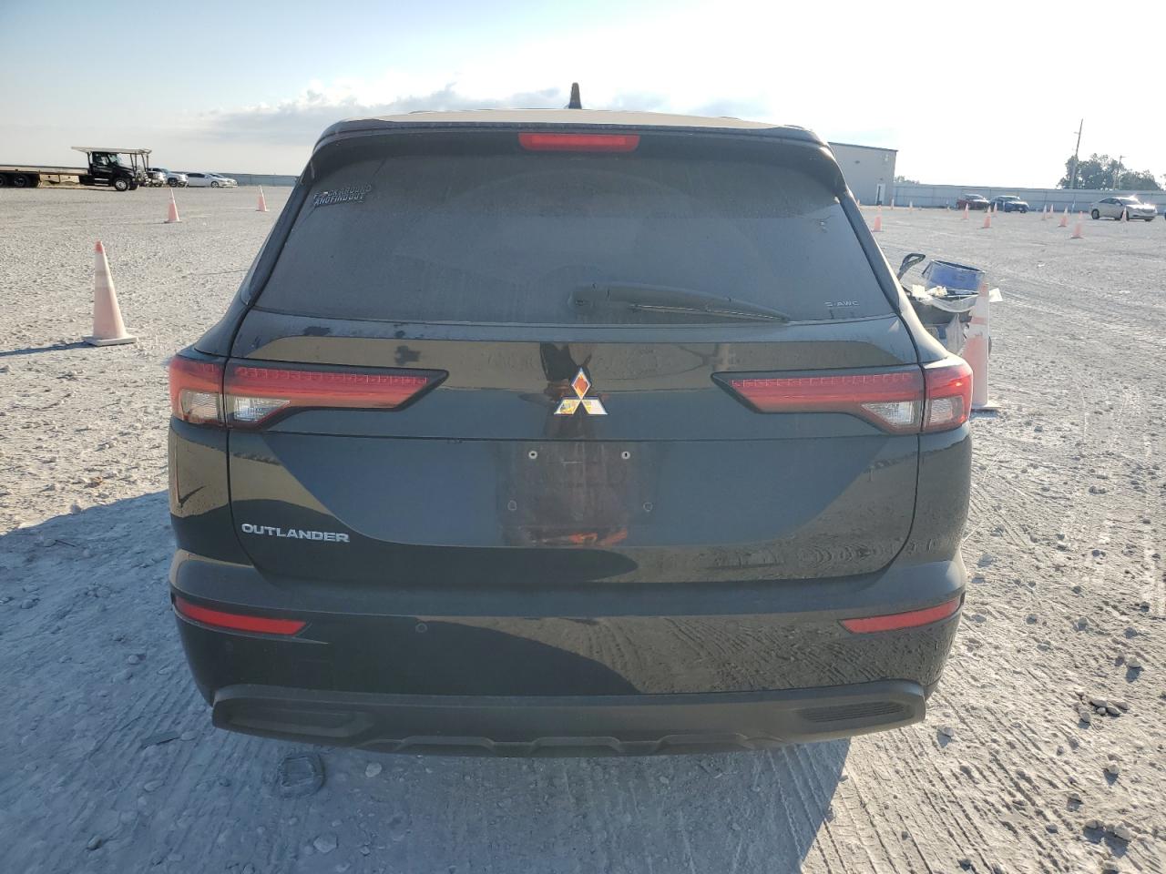 2022 Mitsubishi Outlander Es VIN: JA4J4TA87NZ018944 Lot: 86895275