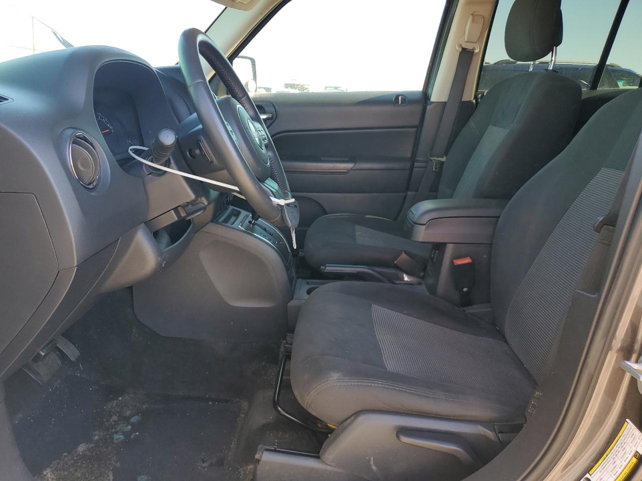 2014 Jeep Patriot Latitude VIN: 1C4NJRFB9ED851956 Lot: 85800155