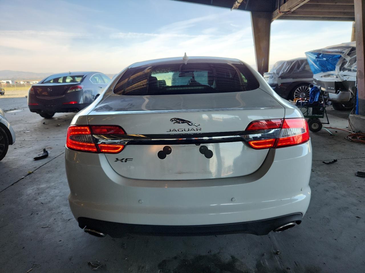 2014 Jaguar Xf VIN: SAJWA0ES0EPU19130 Lot: 90946545