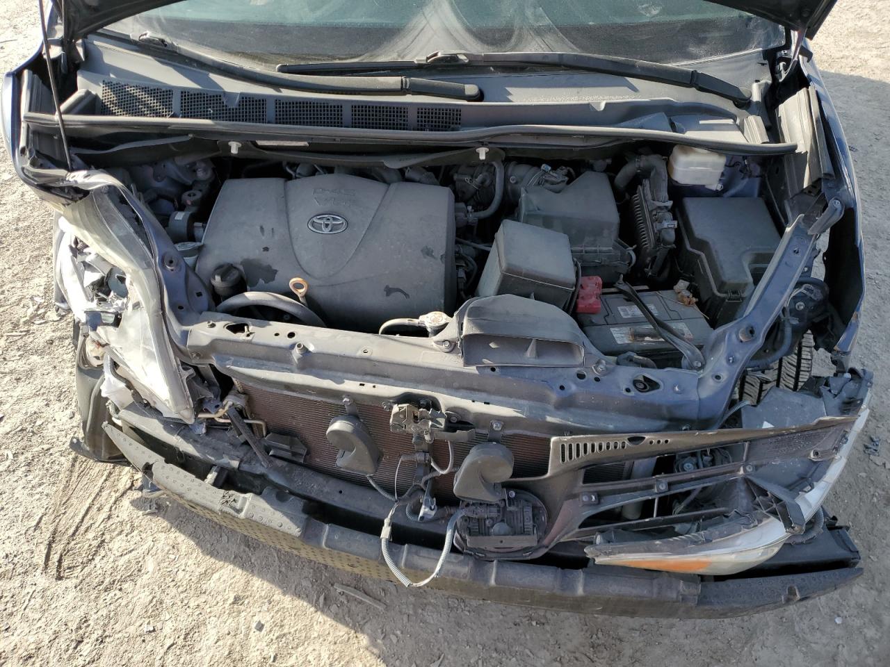 2020 Toyota Sienna Xle VIN: 5TDYZ3DC4LS063506 Lot: 84589065