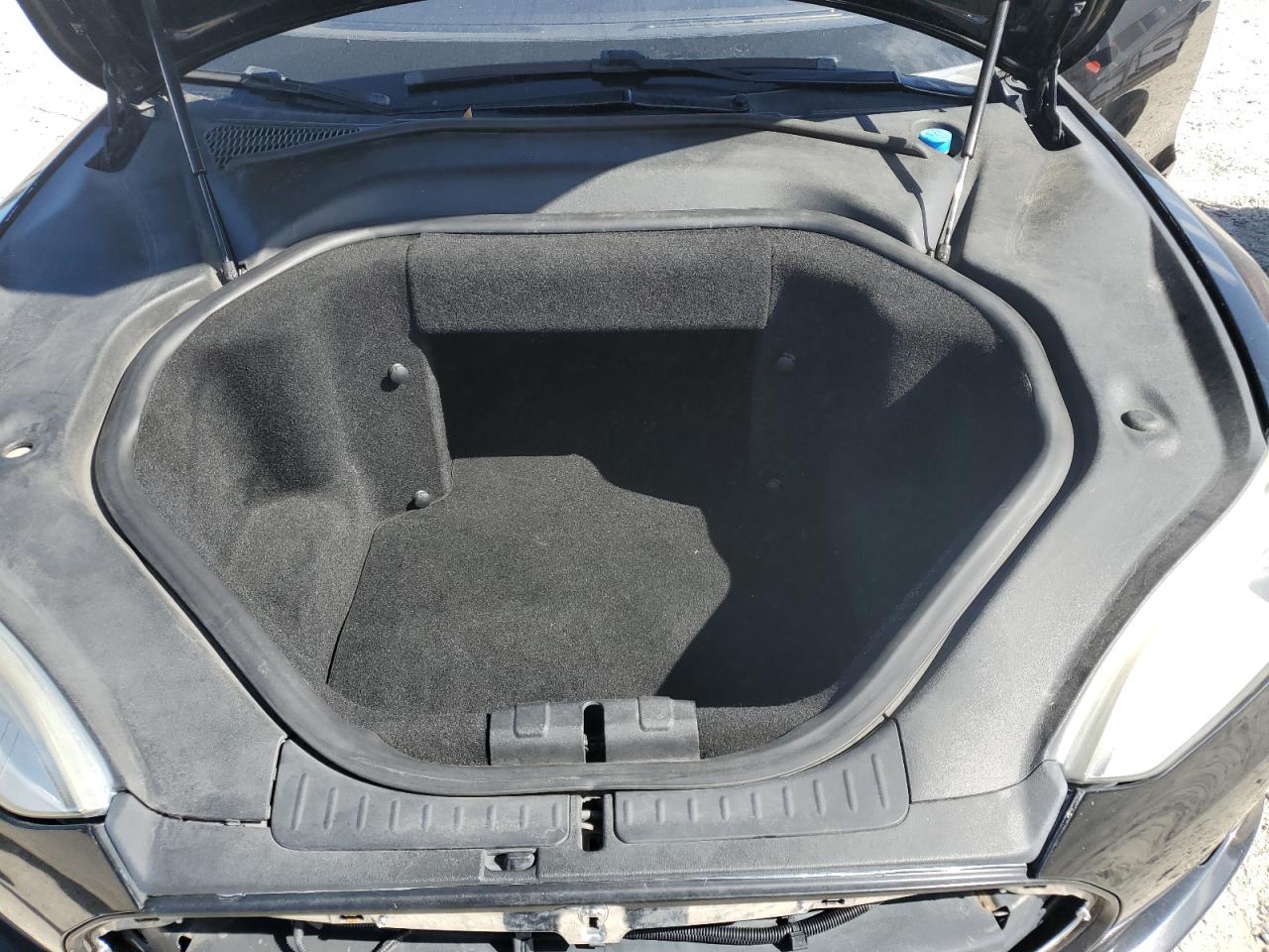 2014 Tesla Model S VIN: 5YJSA1H15EFP29466 Lot: 84605535