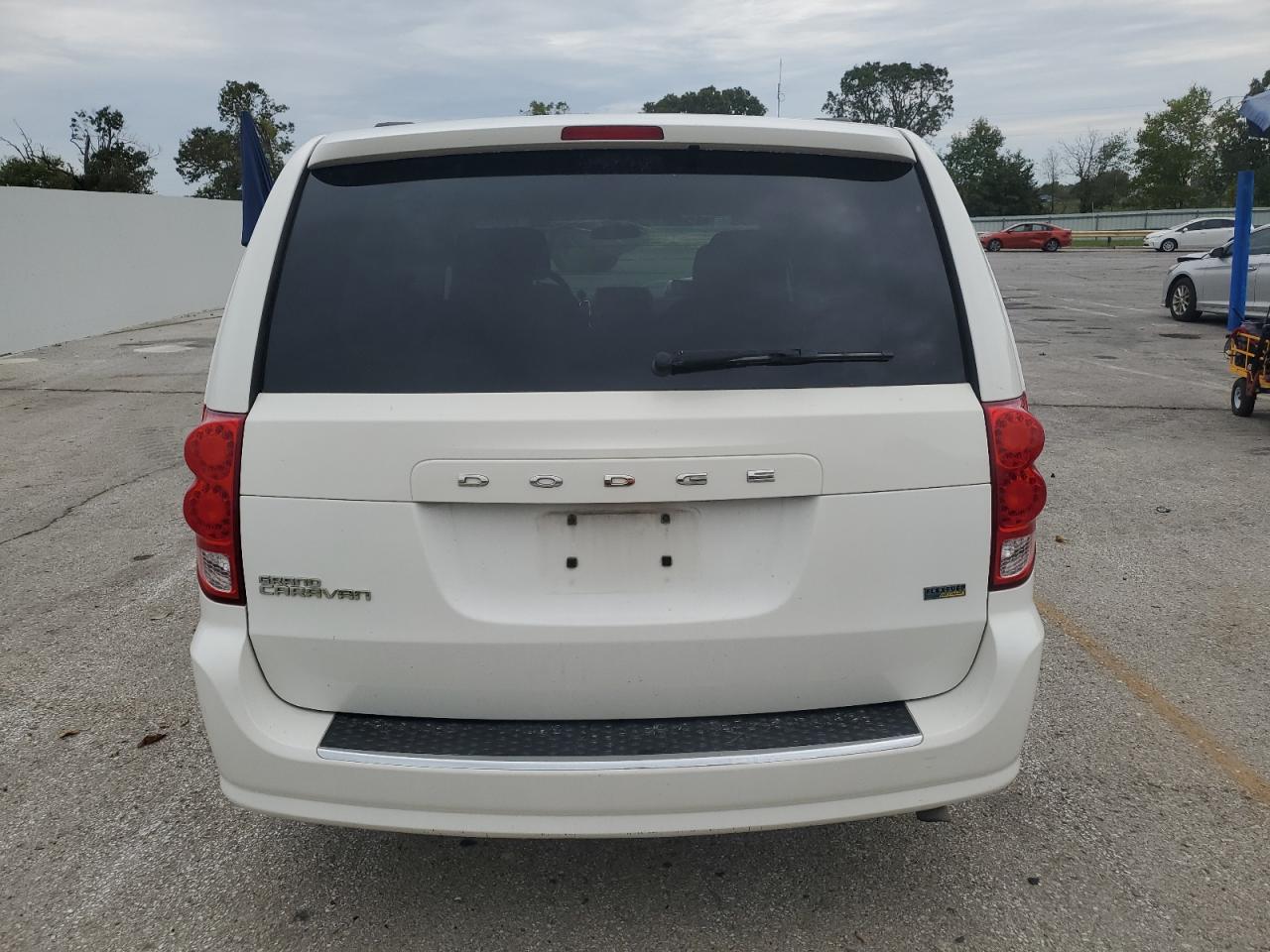 2011 Dodge Grand Caravan Express VIN: 2D4RN4DG3BR737275 Lot: 86267935