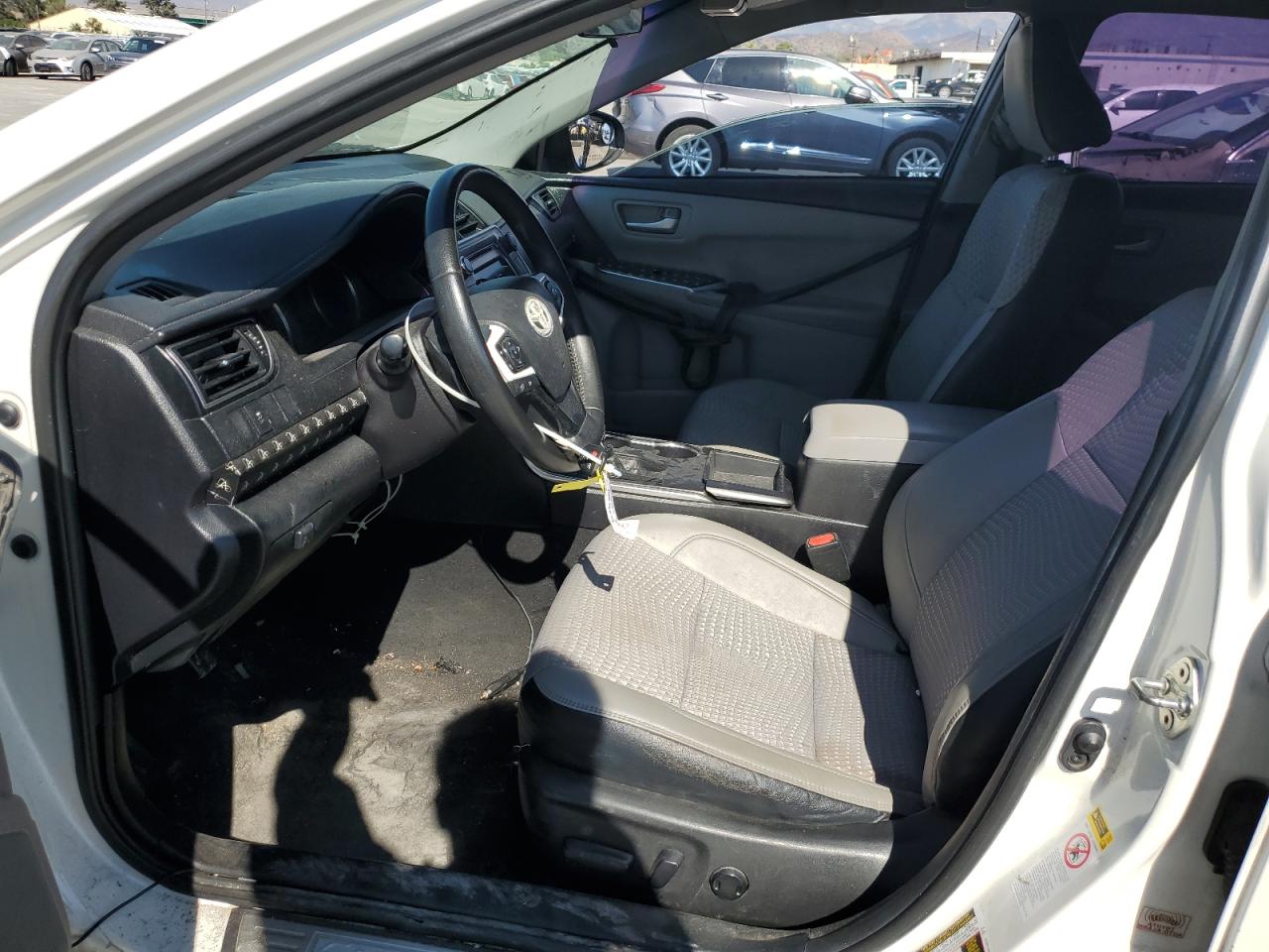 2015 Toyota Camry Le VIN: 4T1BF1FK1FU084834 Lot: 85008685