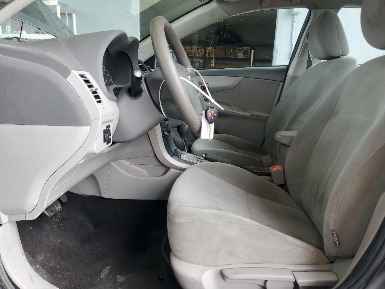 2010 Toyota Corolla Base VIN: 2T1BU4EE0AC509456 Lot: 84622445