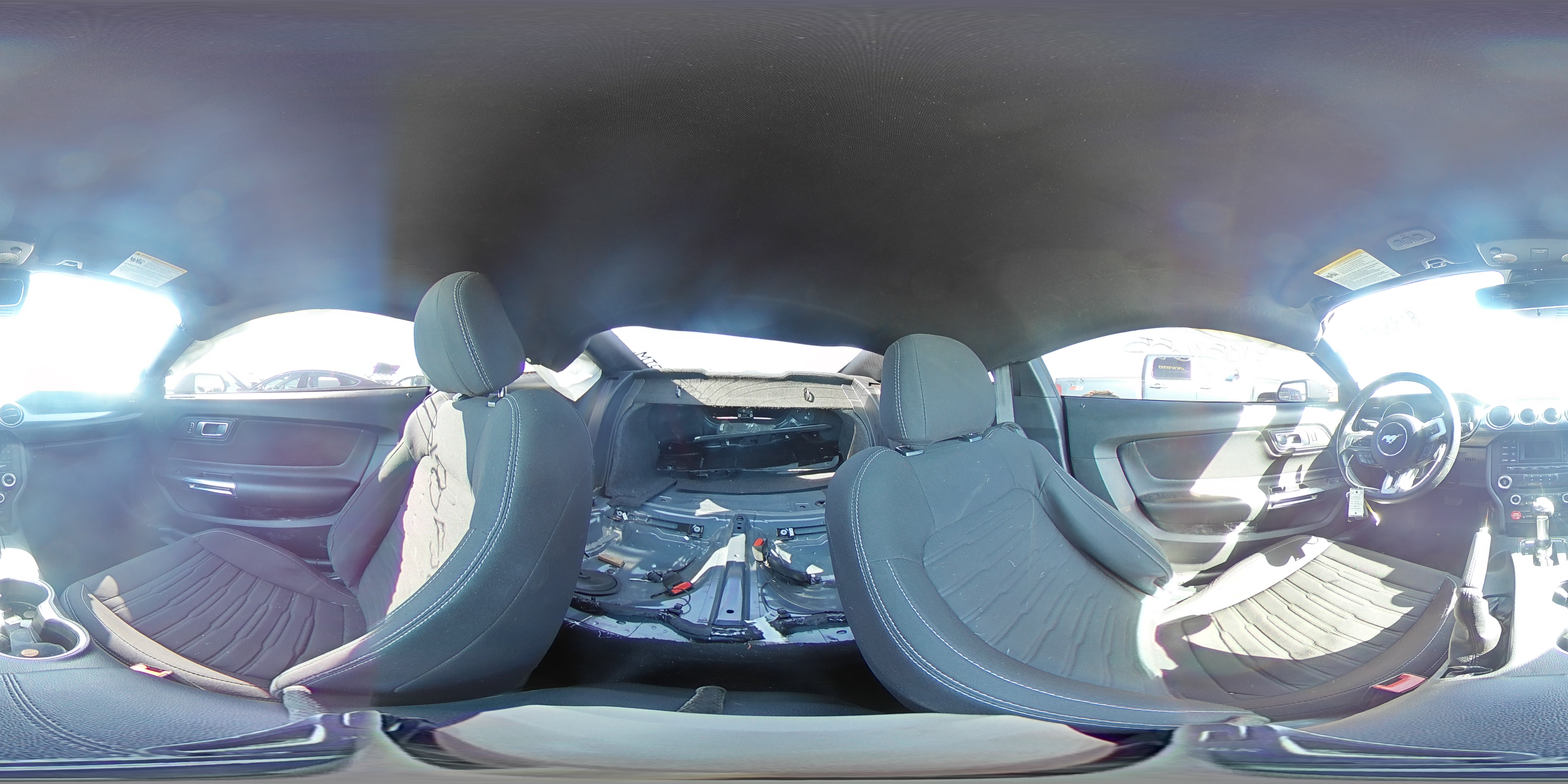 2022 Ford Mustang Mach I VIN: 1FA6P8R00N5554999 Lot: 81852655