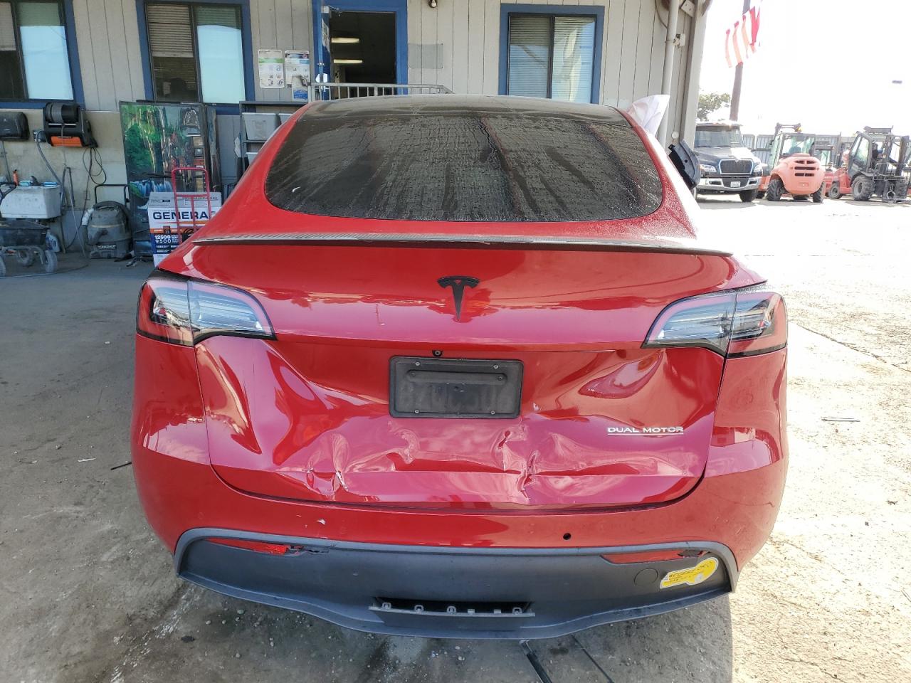 2022 Tesla Model Y VIN: 7SAYGDEF6NF340204 Lot: 82315455
