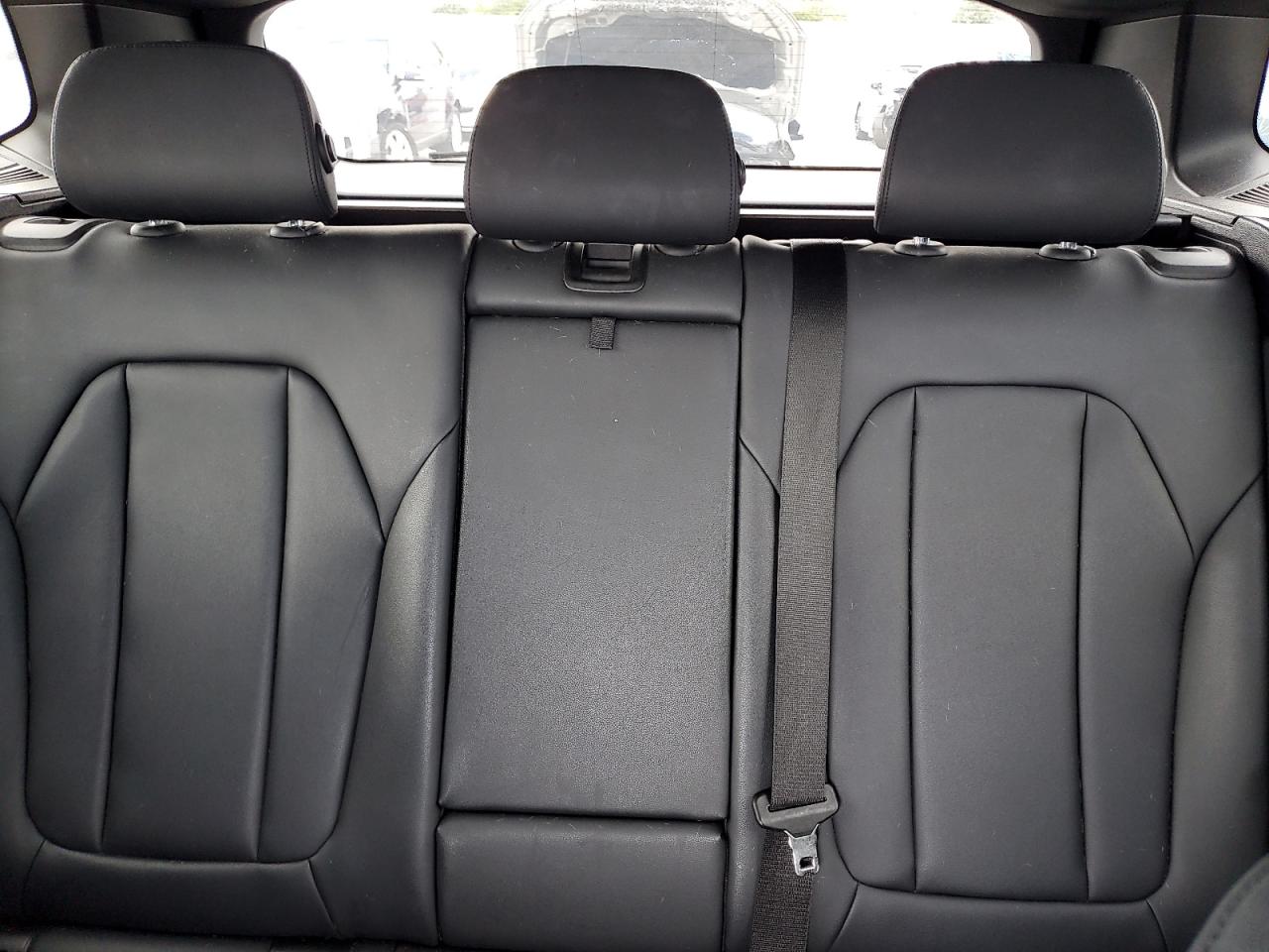 Фото: 5UXTR7C56KLF26915