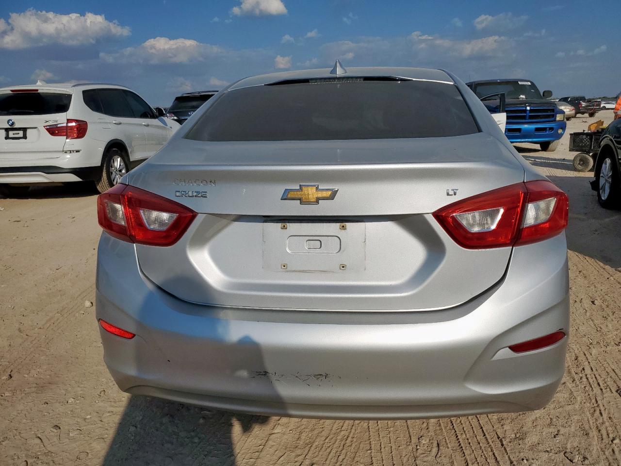 2019 Chevrolet Cruze Lt VIN: 1G1BE5SM4K7115596 Lot: 84469015
