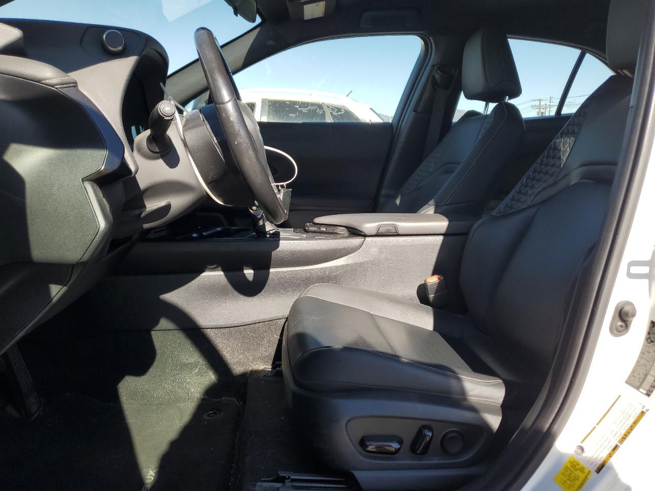 2022 Lexus Ux 200 Base VIN: JTHX3JBH2N2050732 Lot: 87304055