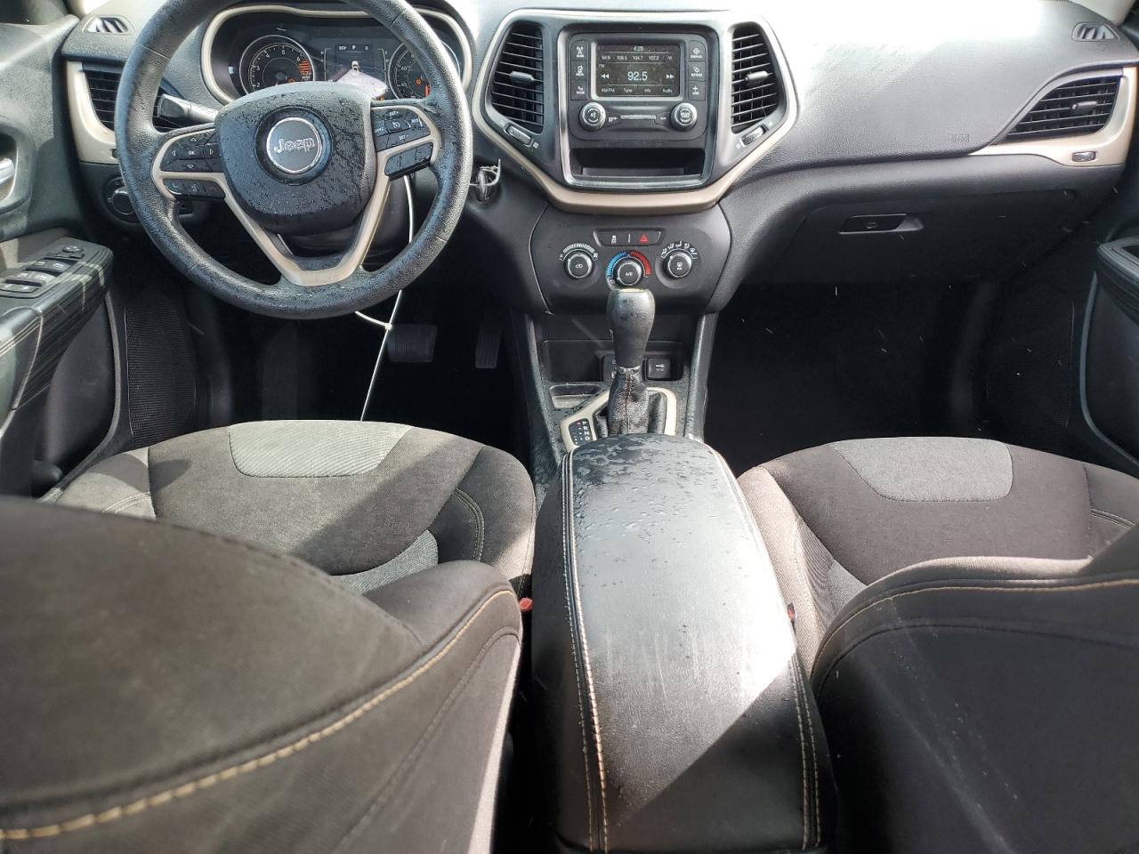 2016 Jeep Cherokee Sport VIN: 1C4PJLABXGW158690 Lot: 82298885