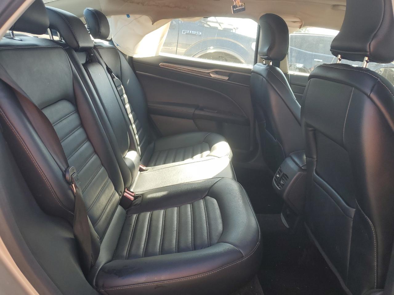 2017 Ford Fusion Se VIN: 3FA6P0HD7HR245604 Lot: 81927775