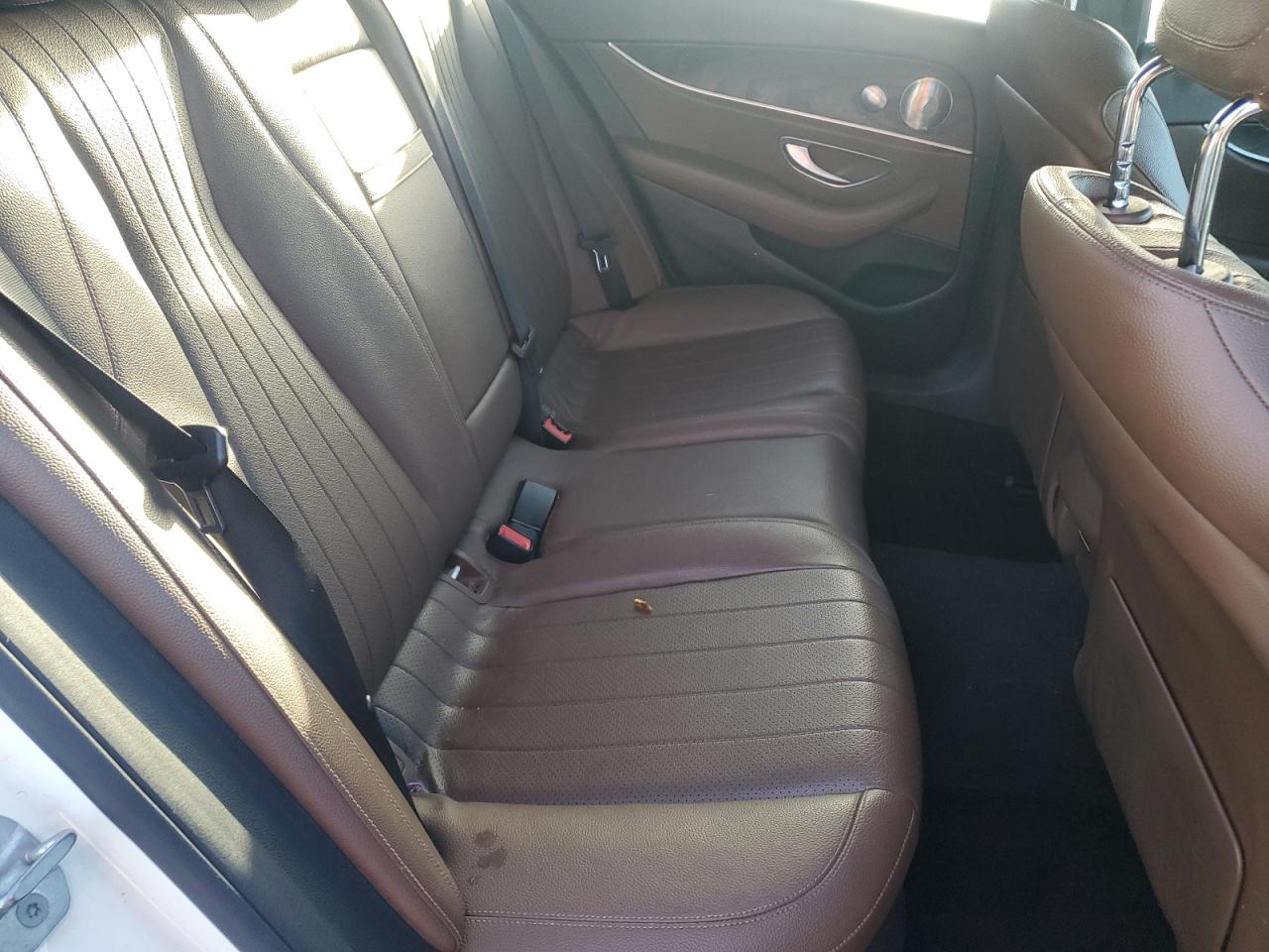 2017 Mercedes-Benz E 300 VIN: WDDZF4JB2HA106054 Lot: 81966735