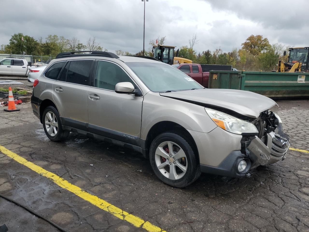 2014 Subaru Outback 2.5I Premium VIN: 4S4BRCCC3E3207599 Lot: 85497135
