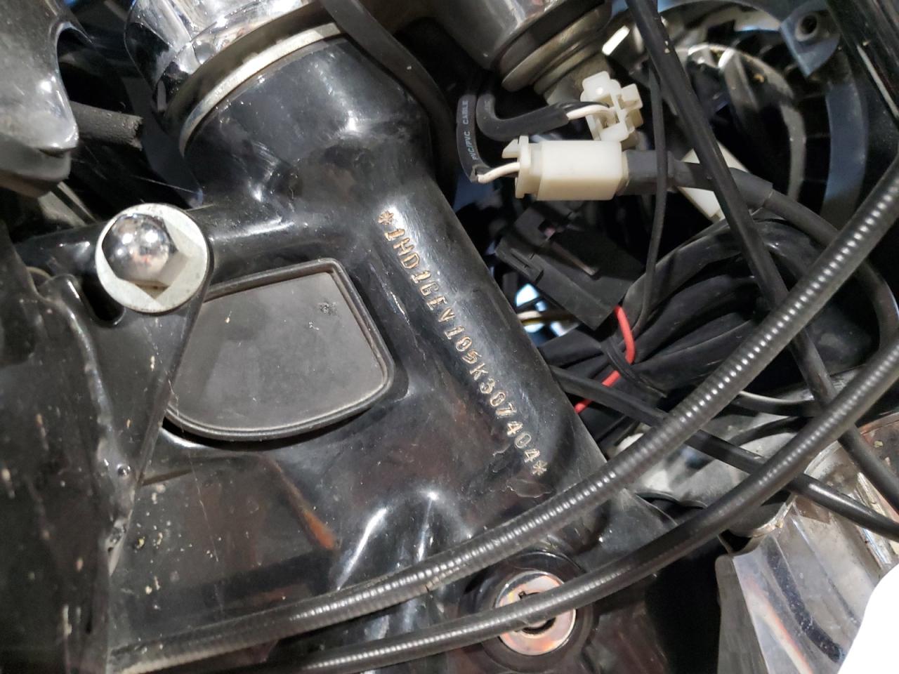 2005 Harley-Davidson Fxdwg VIN: 1HD1GEV105K307404 Lot: 87384785