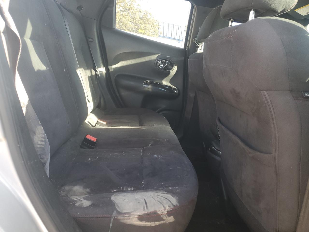 2014 Nissan Juke S VIN: JN8AF5MVXET364846 Lot: 82223695