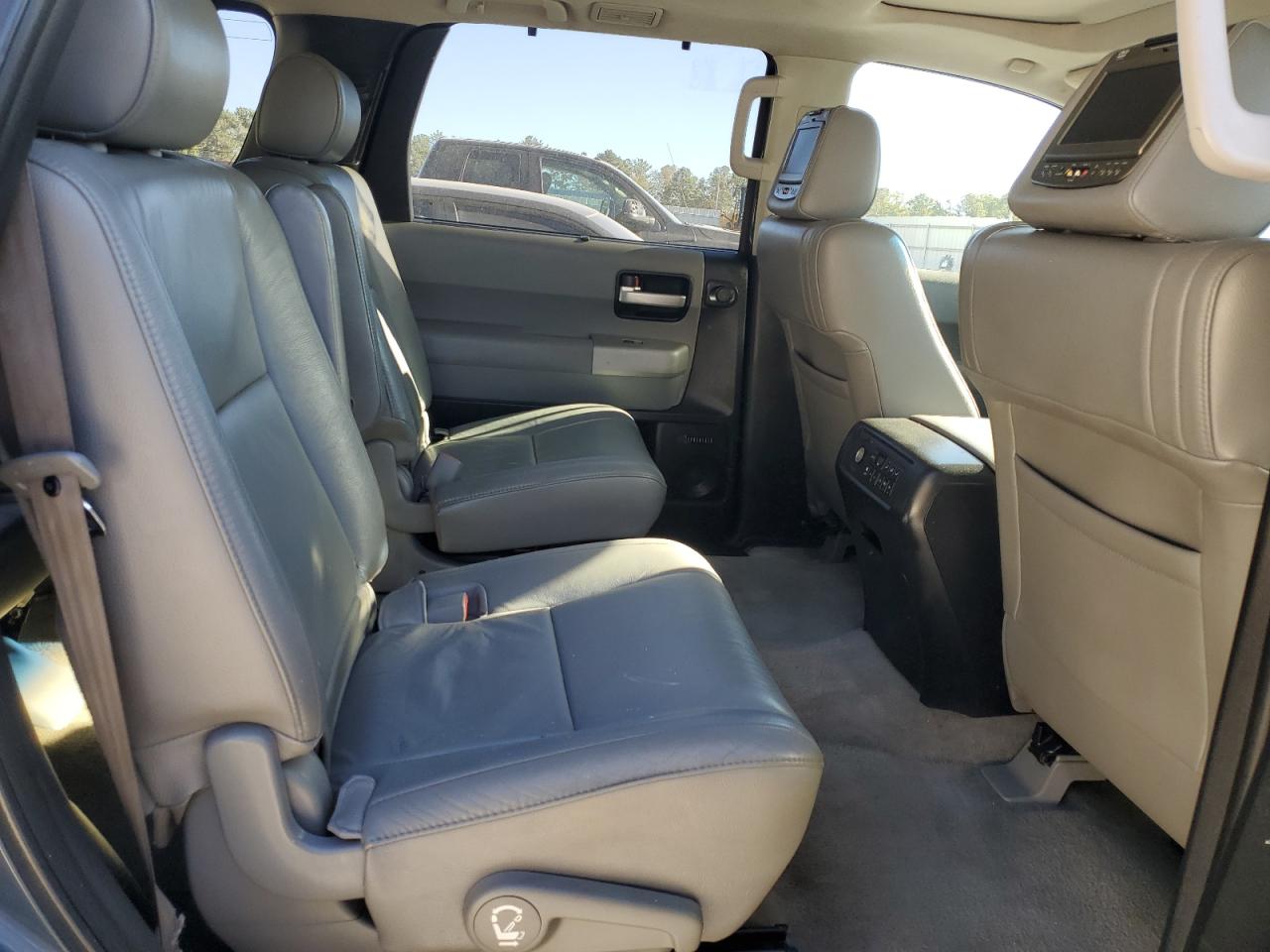 2008 Toyota Sequoia Limited VIN: 5TDZY68AX8S011340 Lot: 89660615