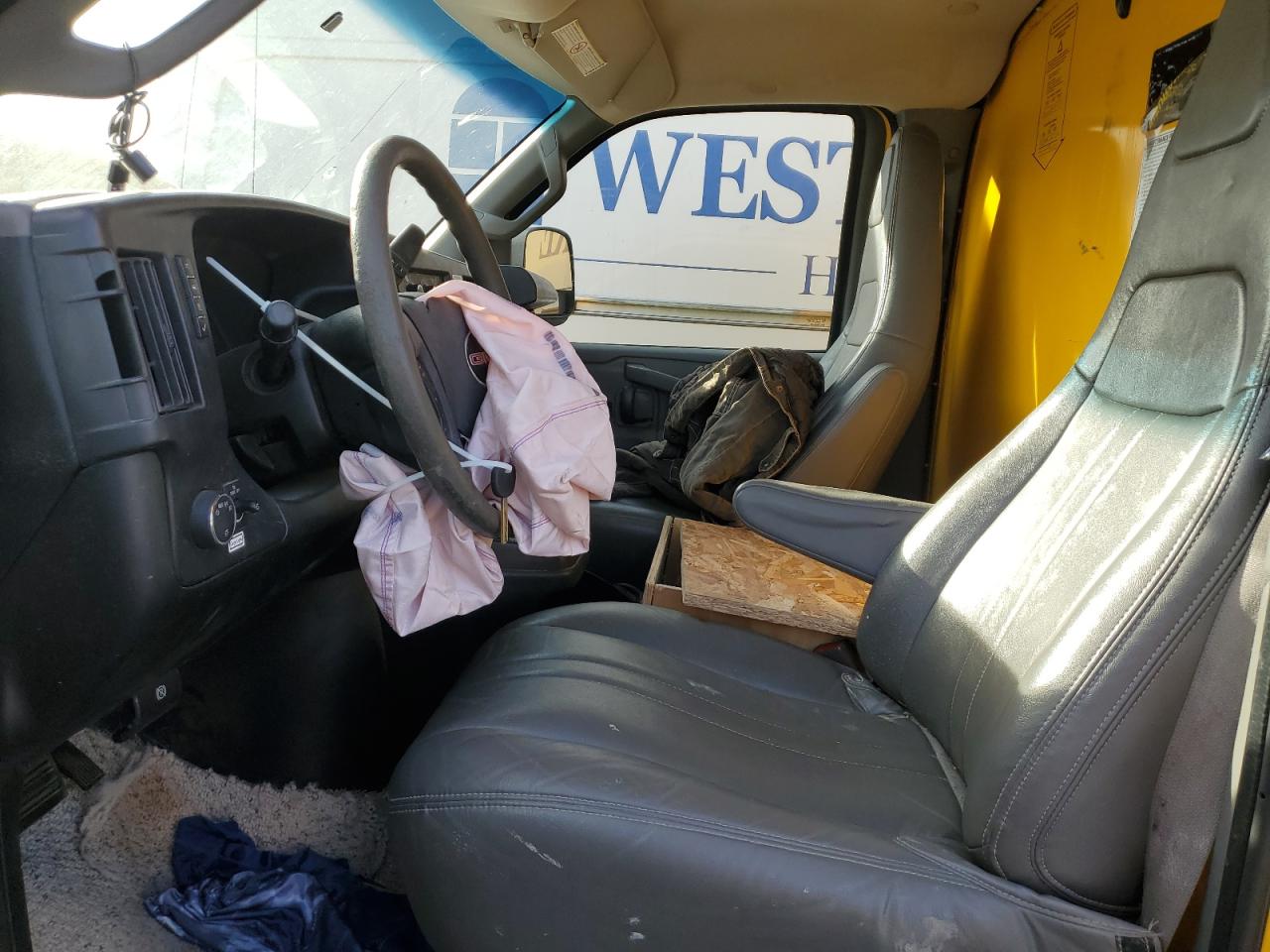 2017 GMC Savana Cutaway G3500 VIN: 1GD07RFF9H1902482 Lot: 82618735