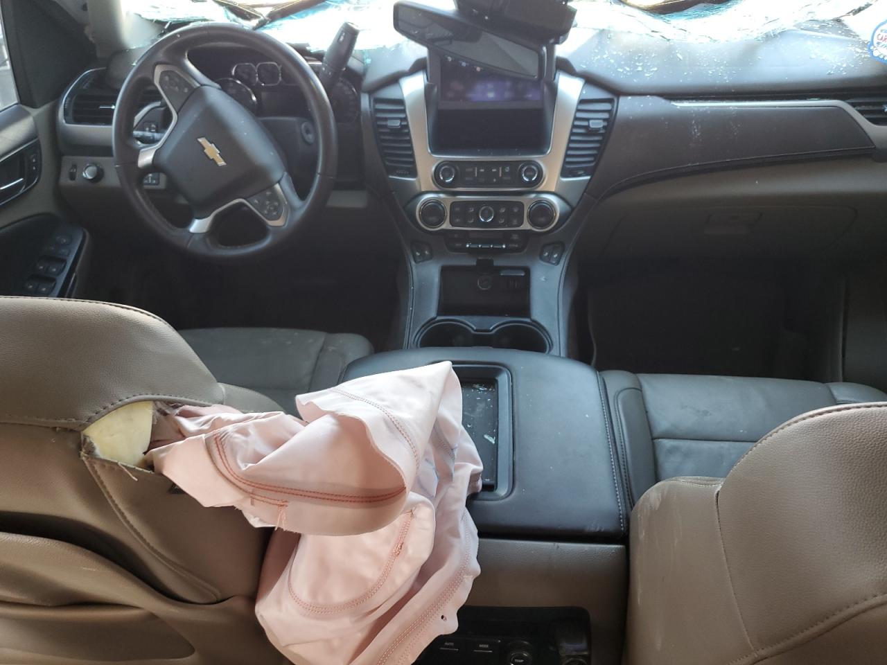 2015 Chevrolet Tahoe C1500 Lt VIN: 1GNSCBKC3FR182906 Lot: 82163125