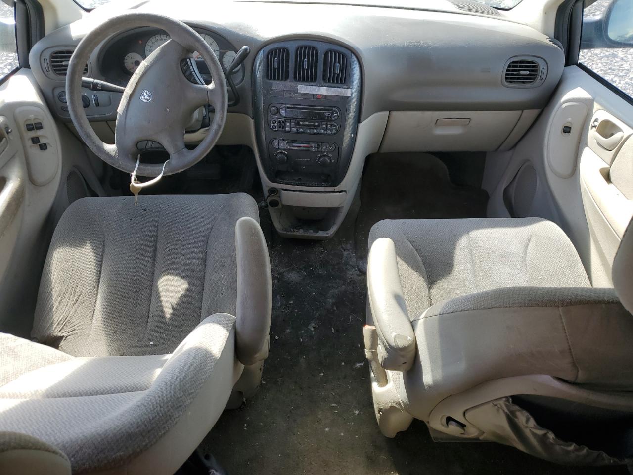 2005 Dodge Caravan Sxt VIN: 1D8GP45RX5B358406 Lot: 82355185