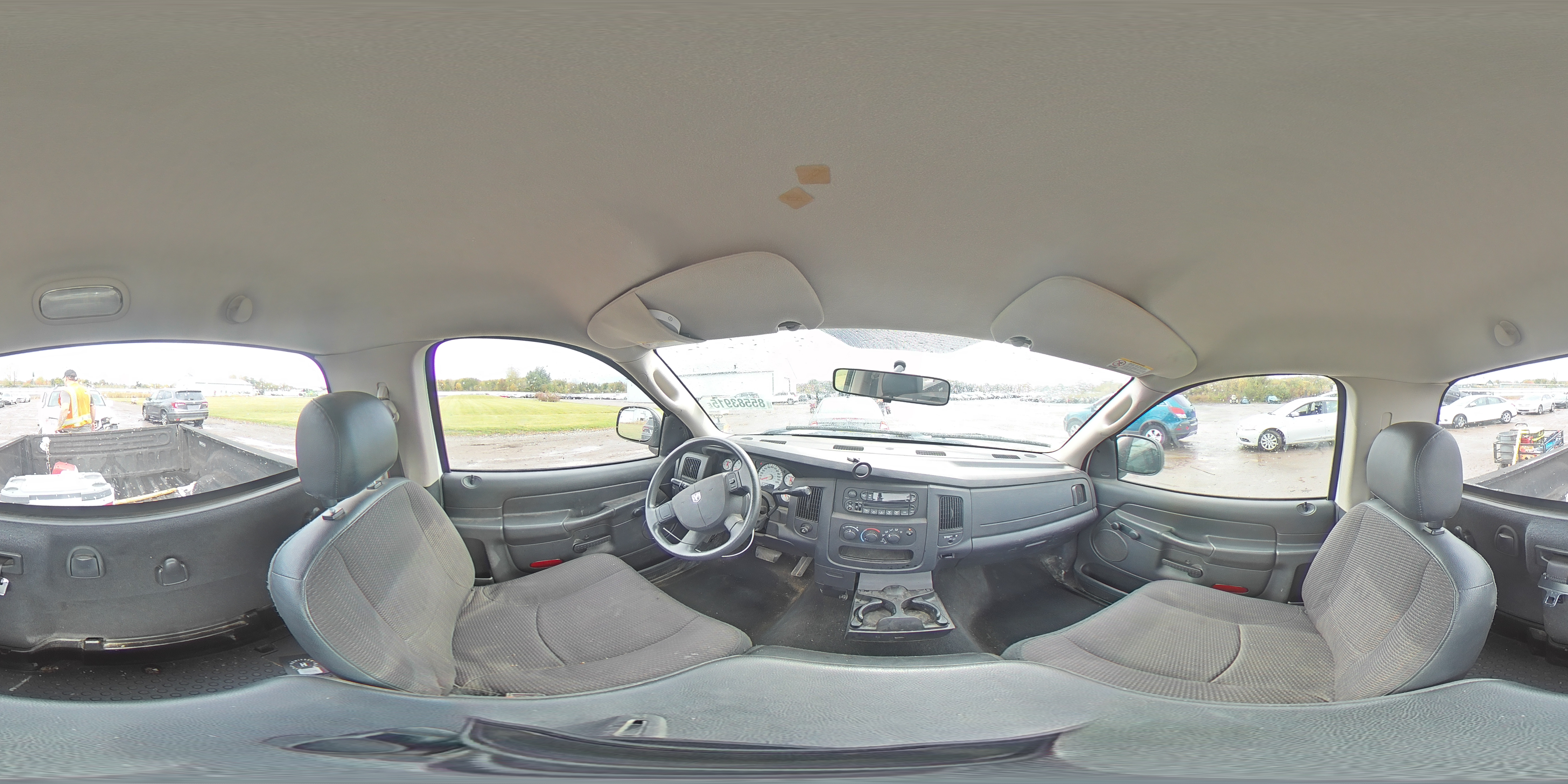 2004 Dodge Ram 1500 St VIN: 1D7HA16K94J243004 Lot: 85583915