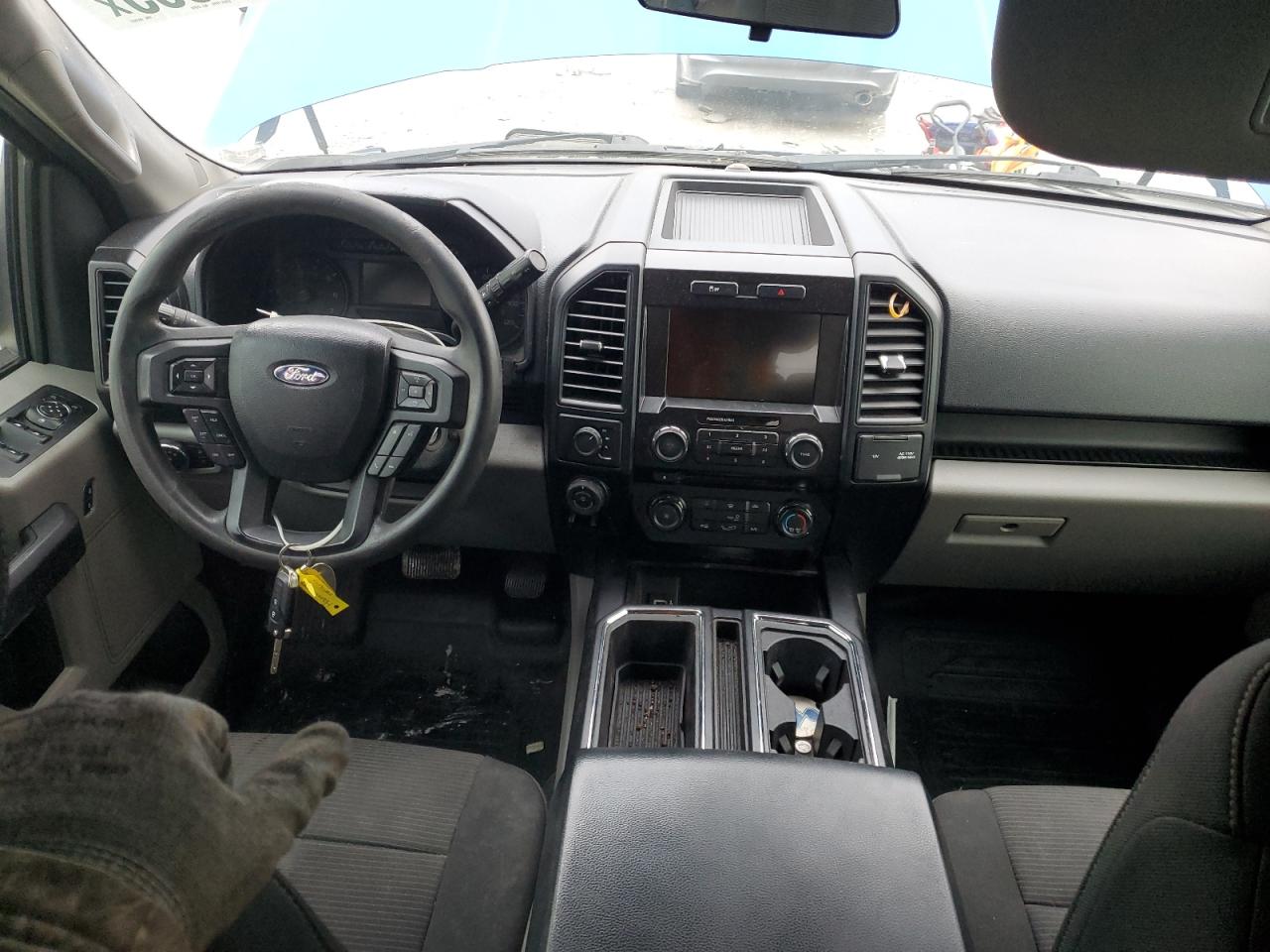 2017 Ford F150 Super Cab VIN: 1FTFX1EF3HFA97857 Lot: 87256355