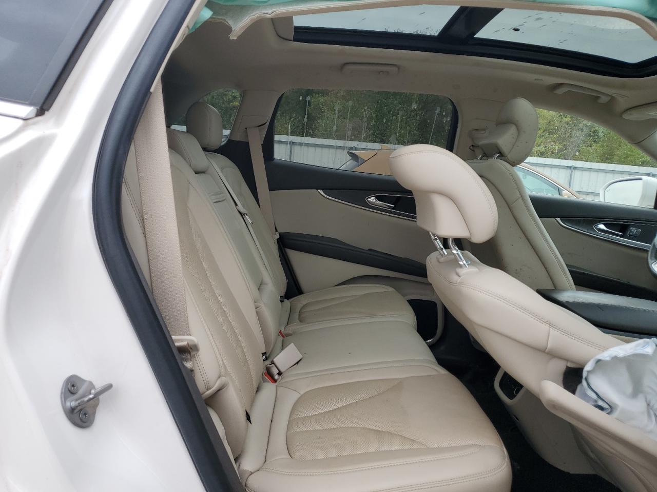 2019 Lincoln Nautilus Reserve VIN: 2LMPJ8L90KBL41548 Lot: 90298455