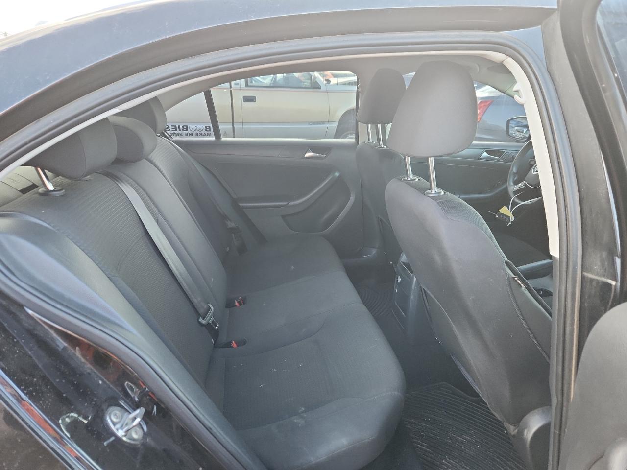 2015 Volkswagen Jetta Base VIN: 3VW2K7AJ6FM356992 Lot: 89922135