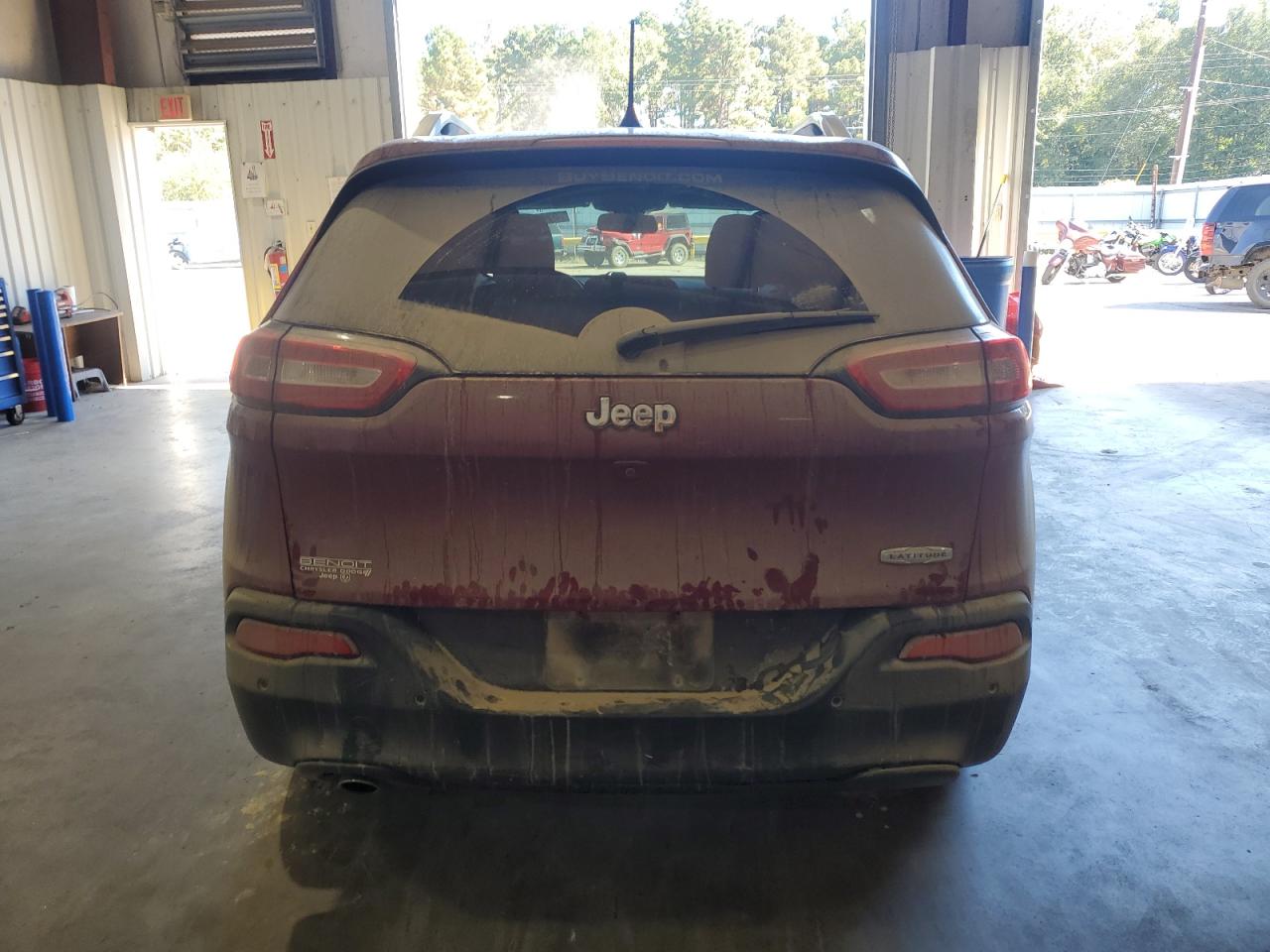 2017 Jeep Cherokee Latitude VIN: 1C4PJLCB5HW660957 Lot: 82473535