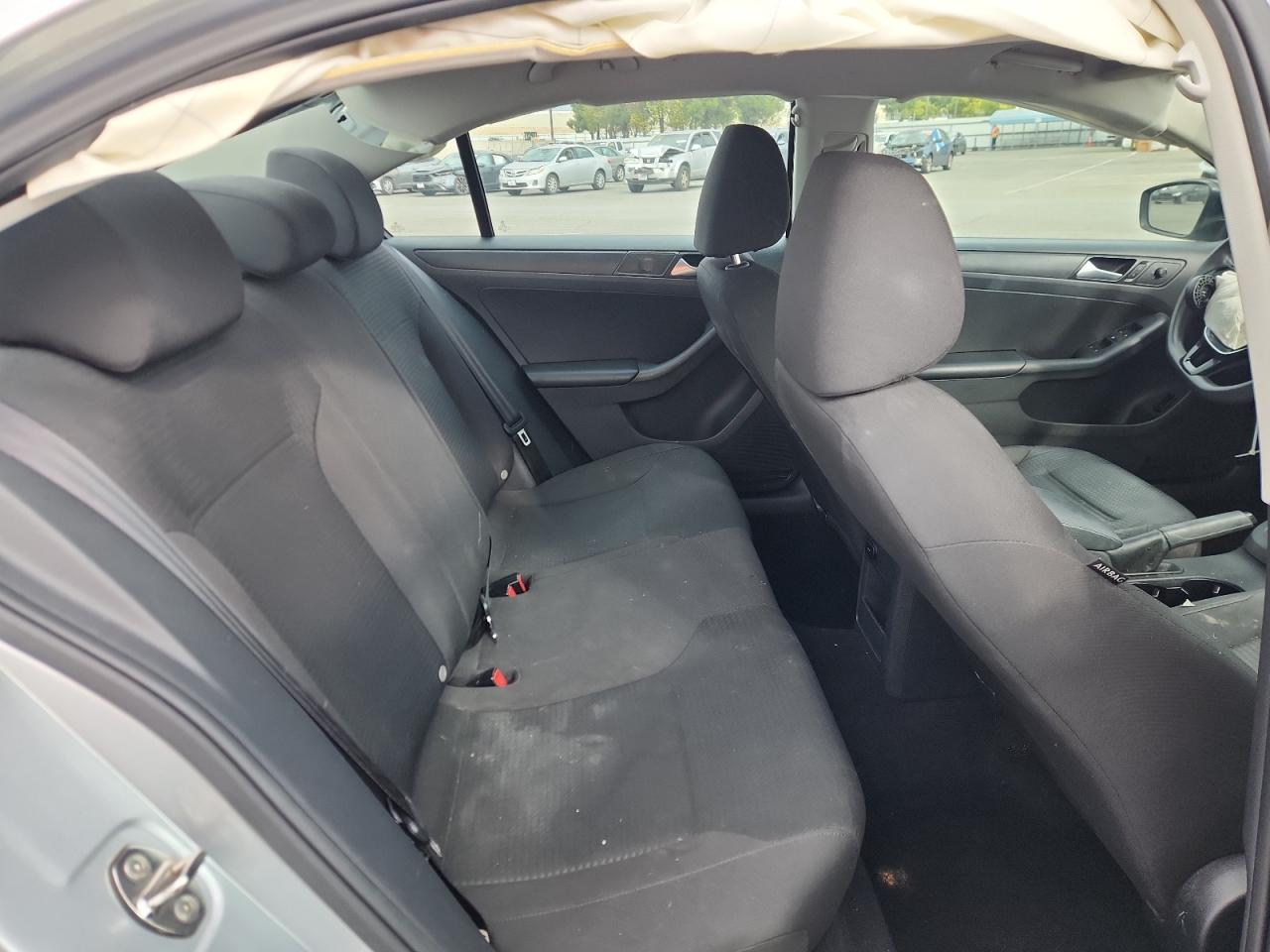 2015 Volkswagen Jetta Base VIN: 3VW2K7AJ8FM228883 Lot: 85013215