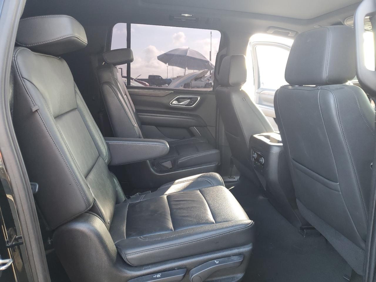 2021 Chevrolet Suburban K1500 Z71 VIN: 1GNSKDKD2MR232165 Lot: 89876925