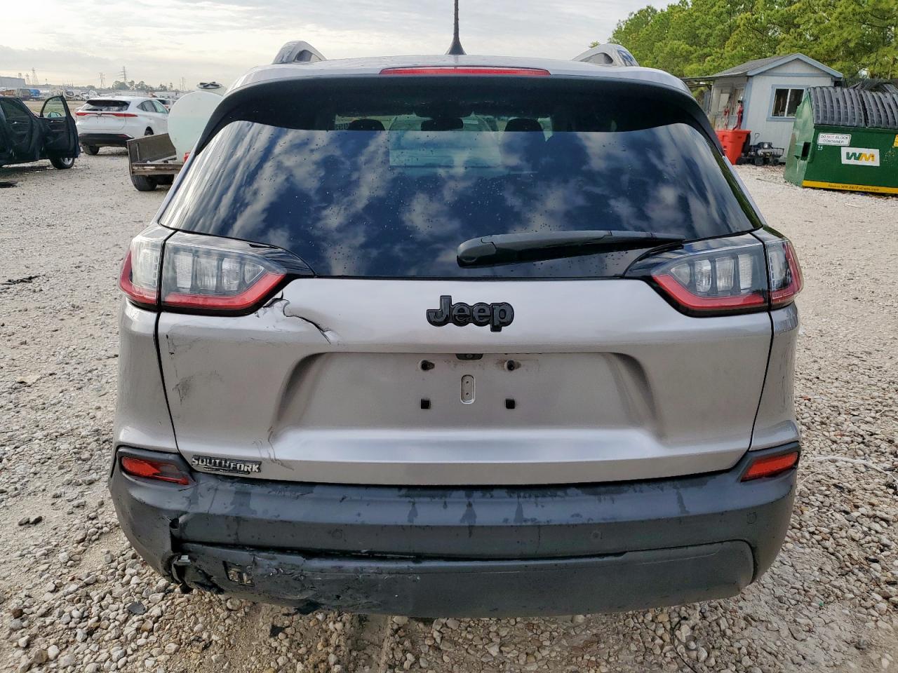 2020 Jeep Cherokee Latitude Plus VIN: 1C4PJLLB8LD565216 Lot: 90067955