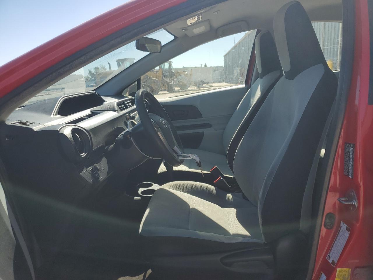 2012 Toyota Prius C VIN: JTDKDTB30C1524527 Lot: 81833945