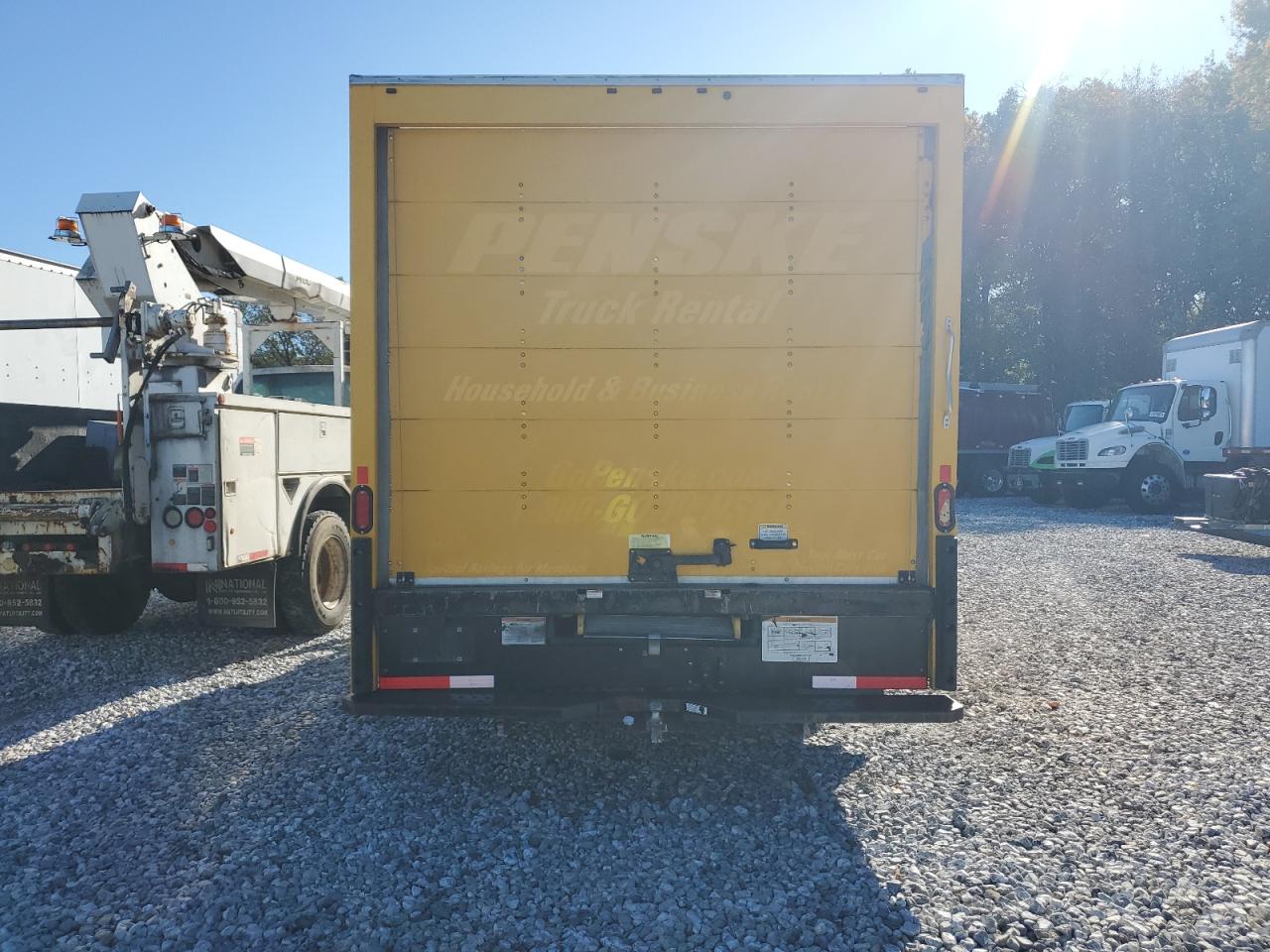 2023 Ford Econoline E350 Super Duty Cutaway Van VIN: 1FDWE3FN7PDD24335 Lot: 81634735