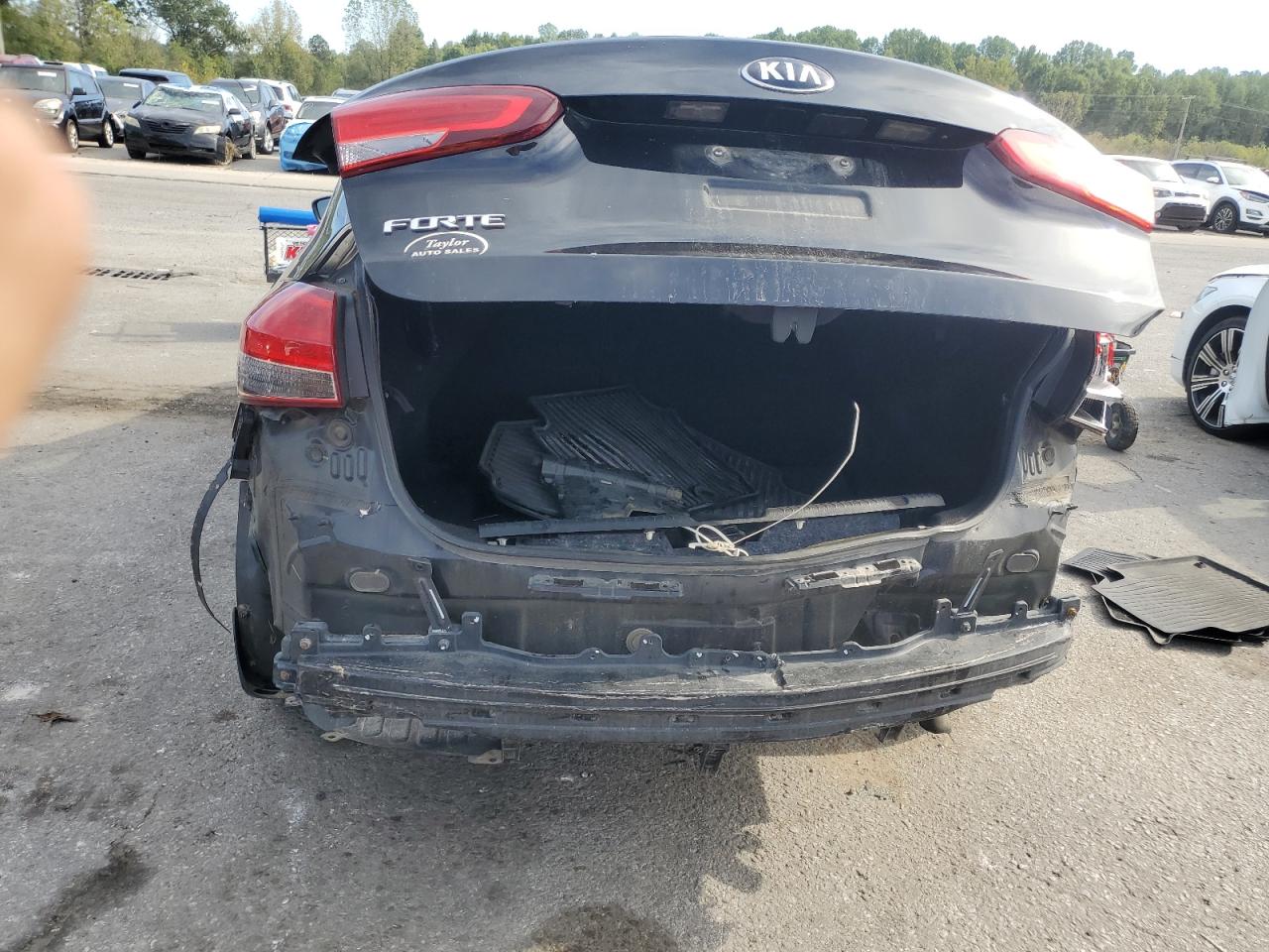 2018 Kia Forte Lx VIN: 3KPFK4A79JE188985 Lot: 84287045