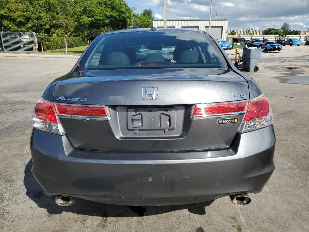 2011 Honda Accord Exl VIN: 1HGCP3F88BA015206 Lot: 86222015