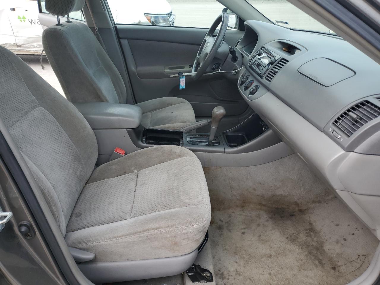 2004 Toyota Camry Le VIN: 4T1BE32K44U928043 Lot: 85714775